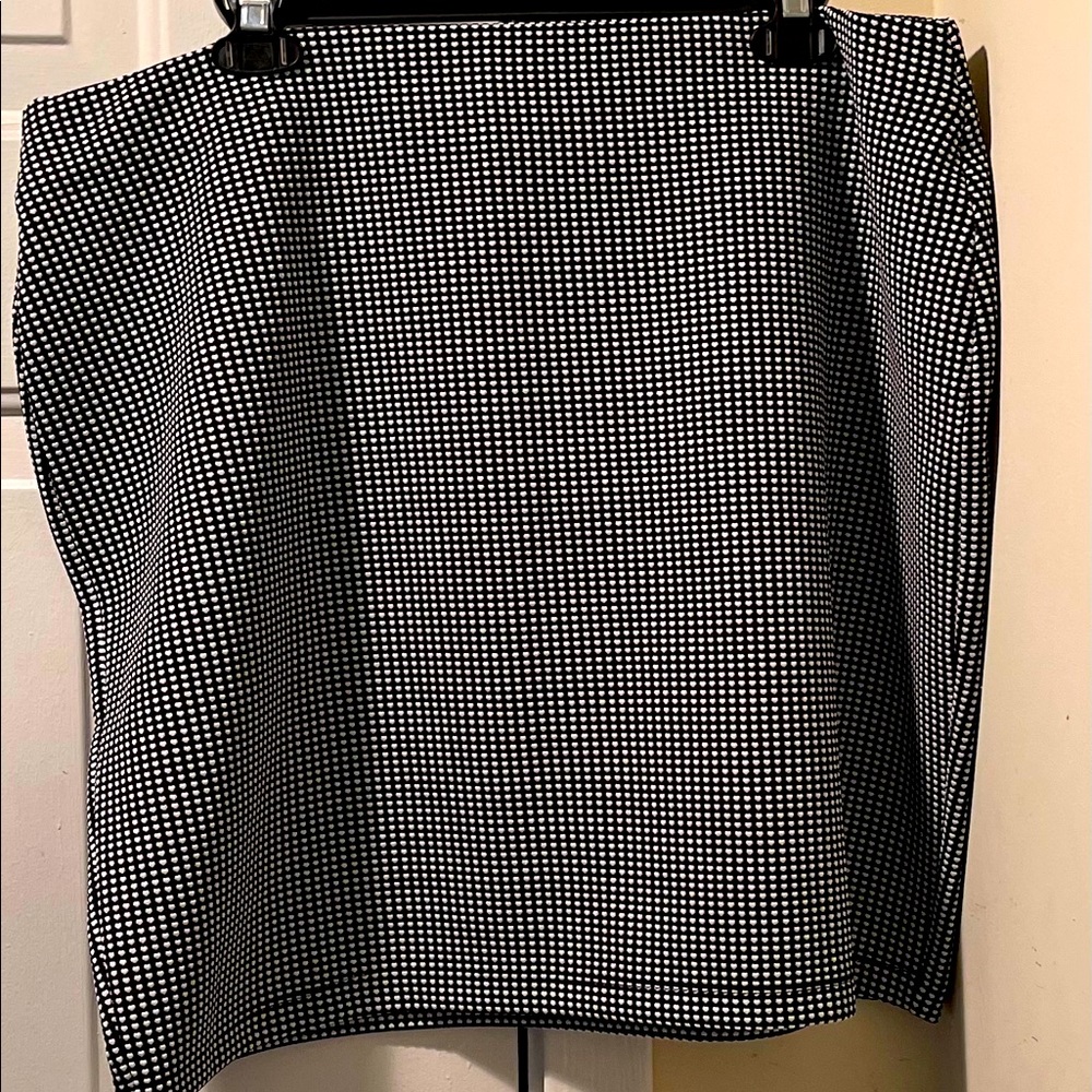 Forever 21 skirt